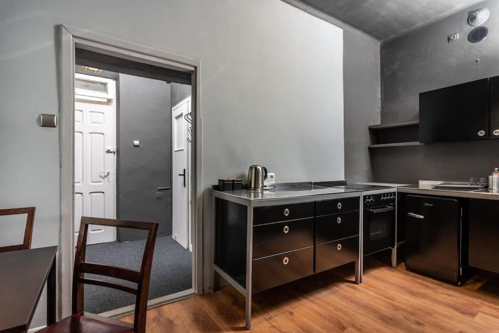 Industrial Apartment - Jewish Quarter By Upstairs クラクフ エクステリア 写真